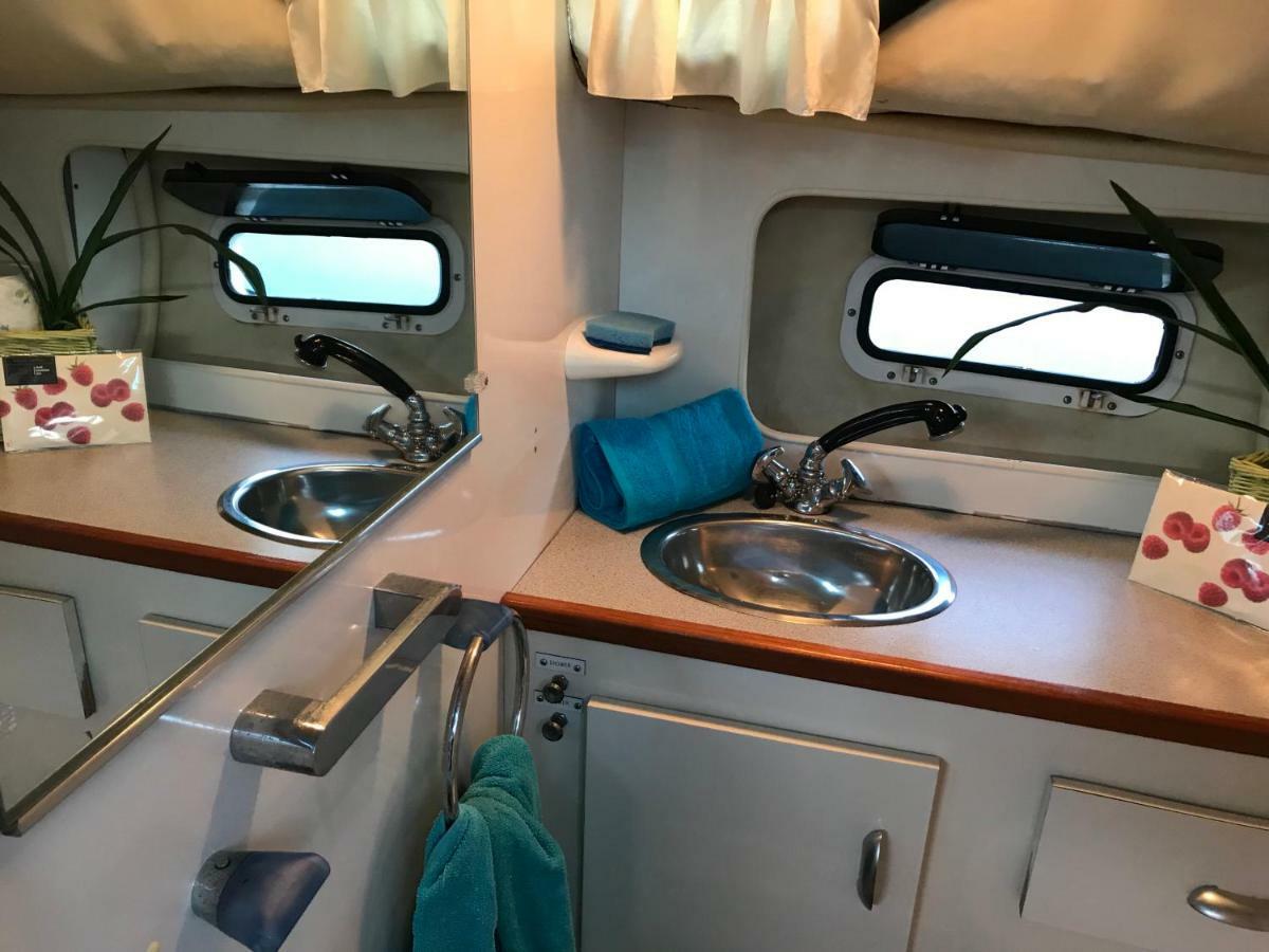 Hotel Yacht Experience Barcelona San Adrián de Besós Zewnętrze zdjęcie